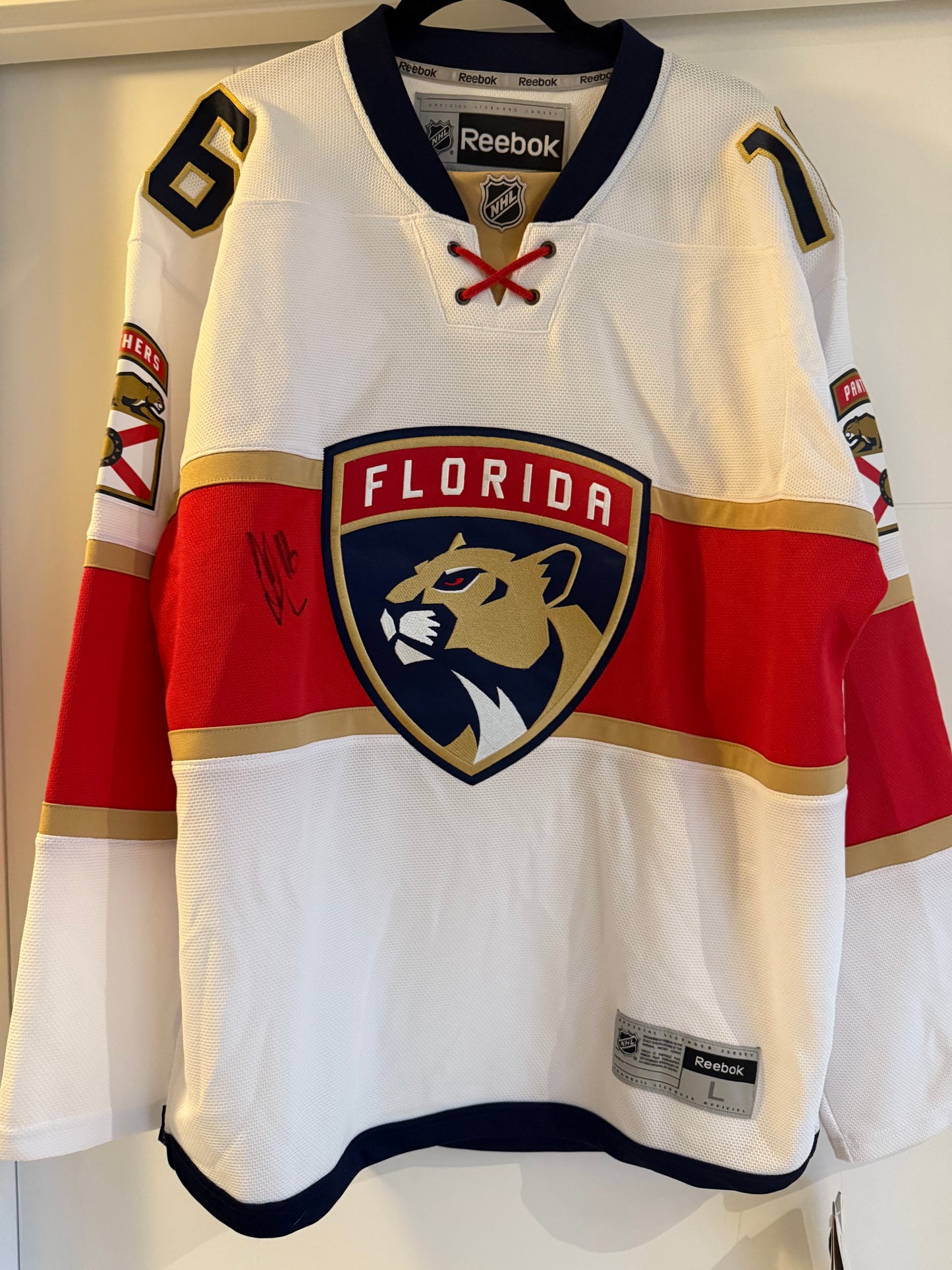 Panthers Aleksander Barkov Autographed Reebok Replica L (NWT) (No COA)