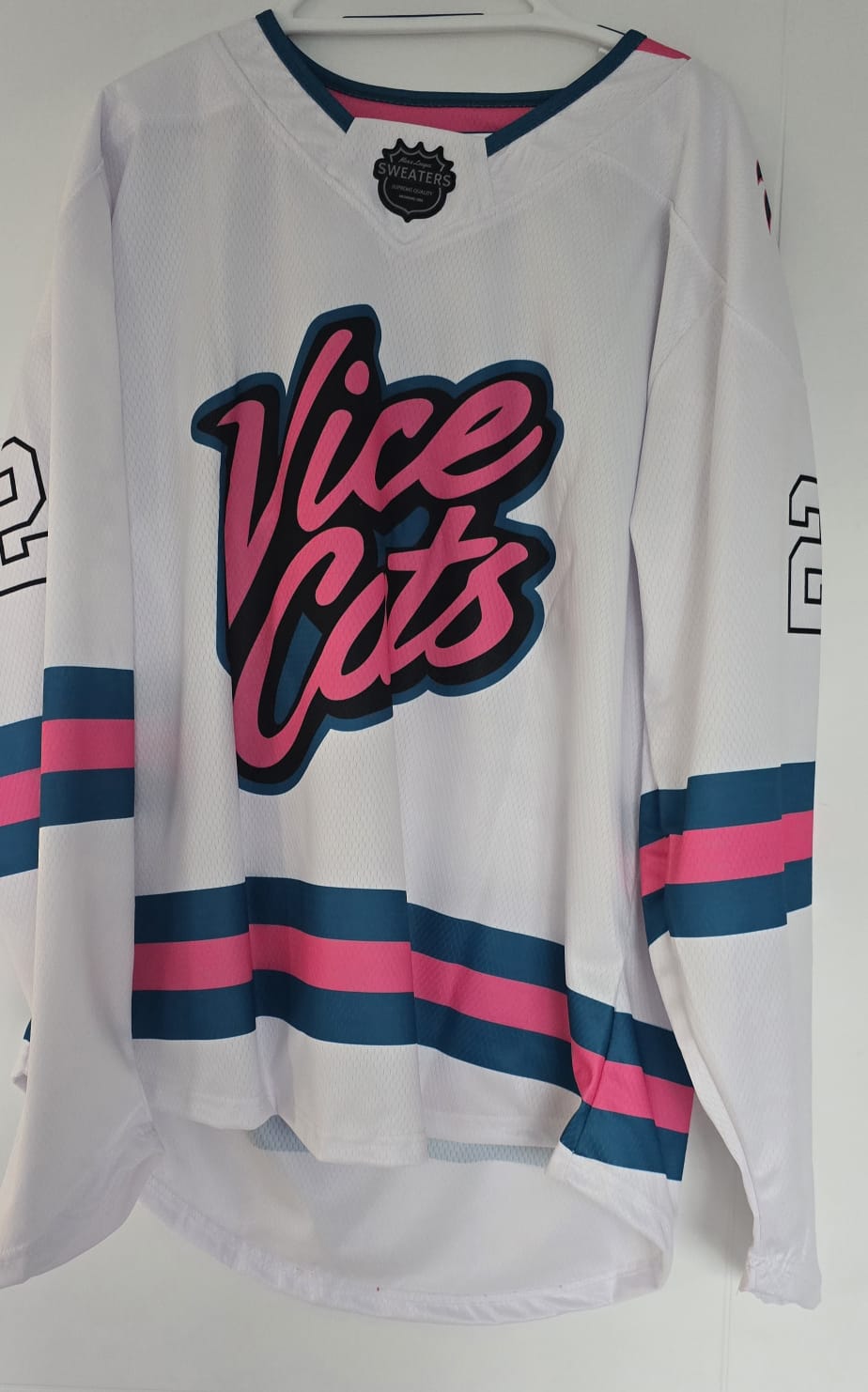 Jerseys305 Limited Edition v3 “ViceCats”