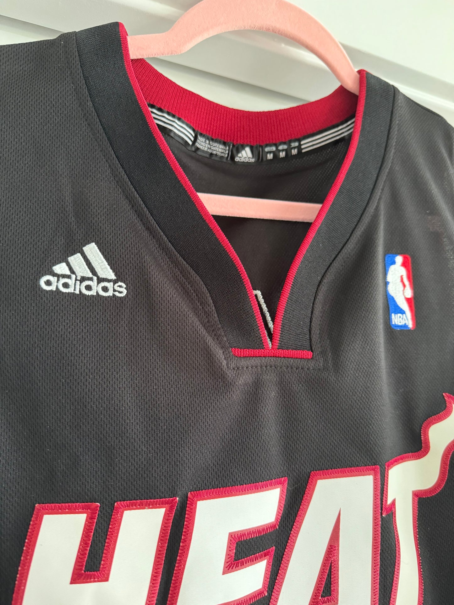 Heat LeBron James Adidas Swingman Black M (fits more like a L) used