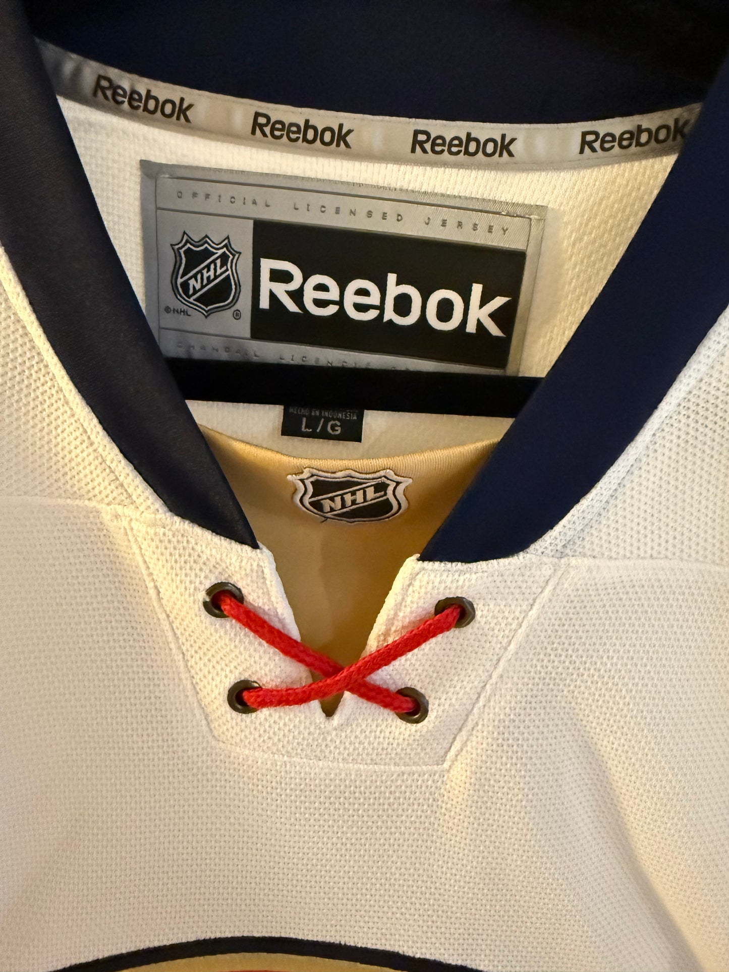 Panthers Aleksander Barkov Autographed Reebok Replica L (NWT) (No COA)