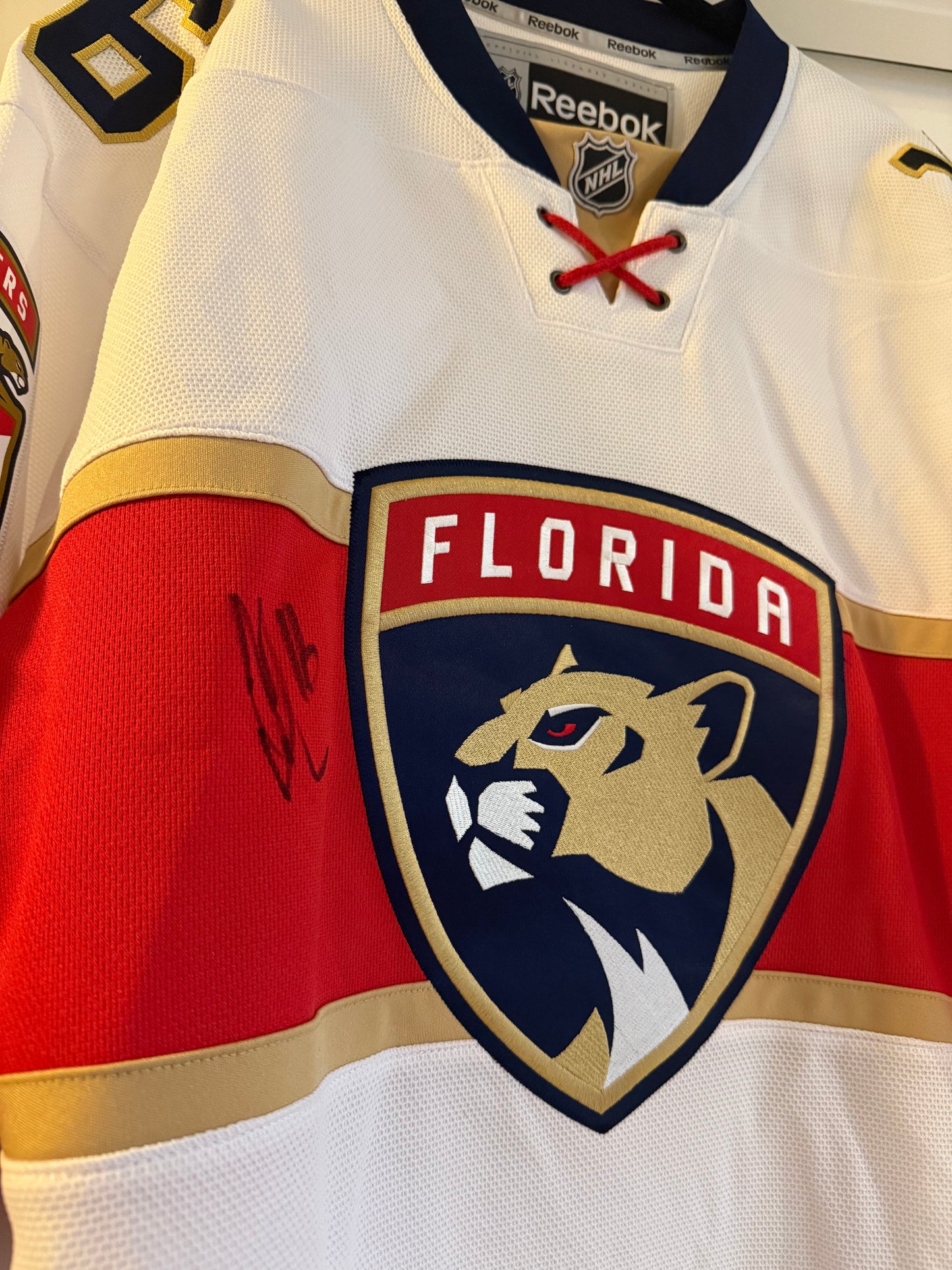 Panthers Aleksander Barkov Autographed Reebok Replica L (NWT) (No COA)