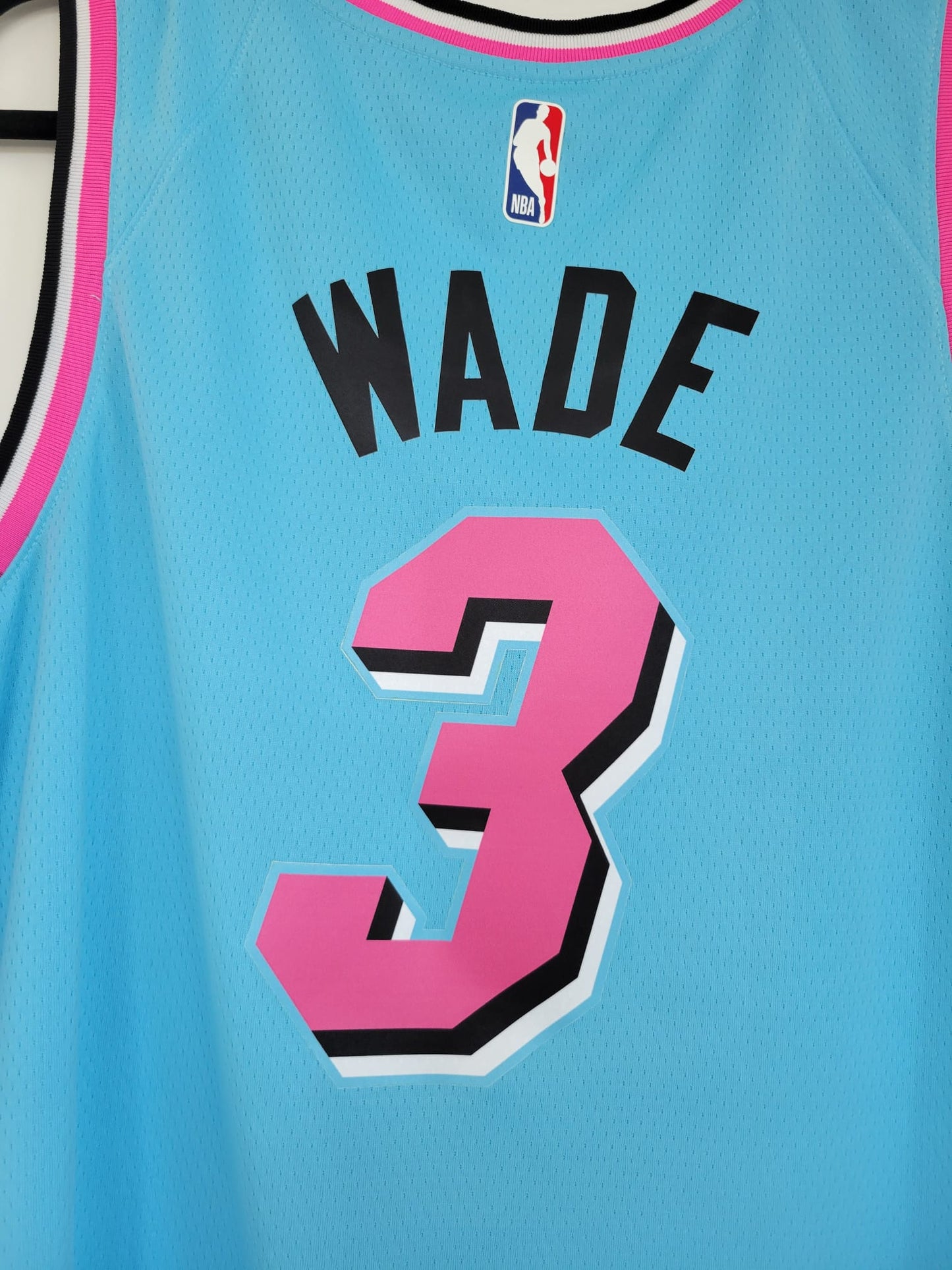 Heat Dwyane Wade Nike Swingman Vice Wave 52 NWT