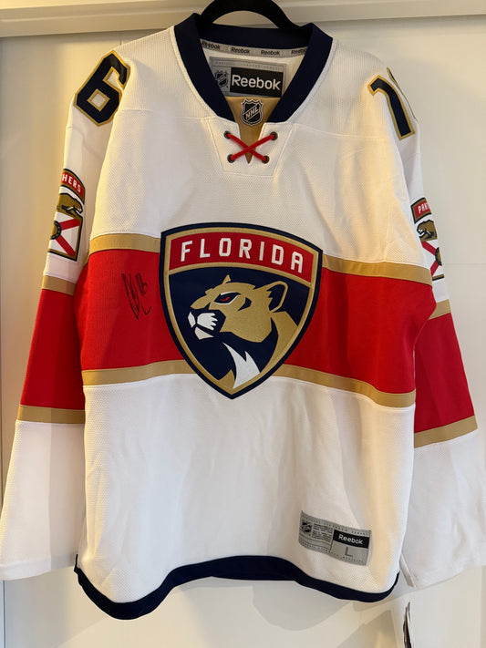 Panthers Aleksander Barkov Autographed Reebok Replica L (NWT) (No COA)