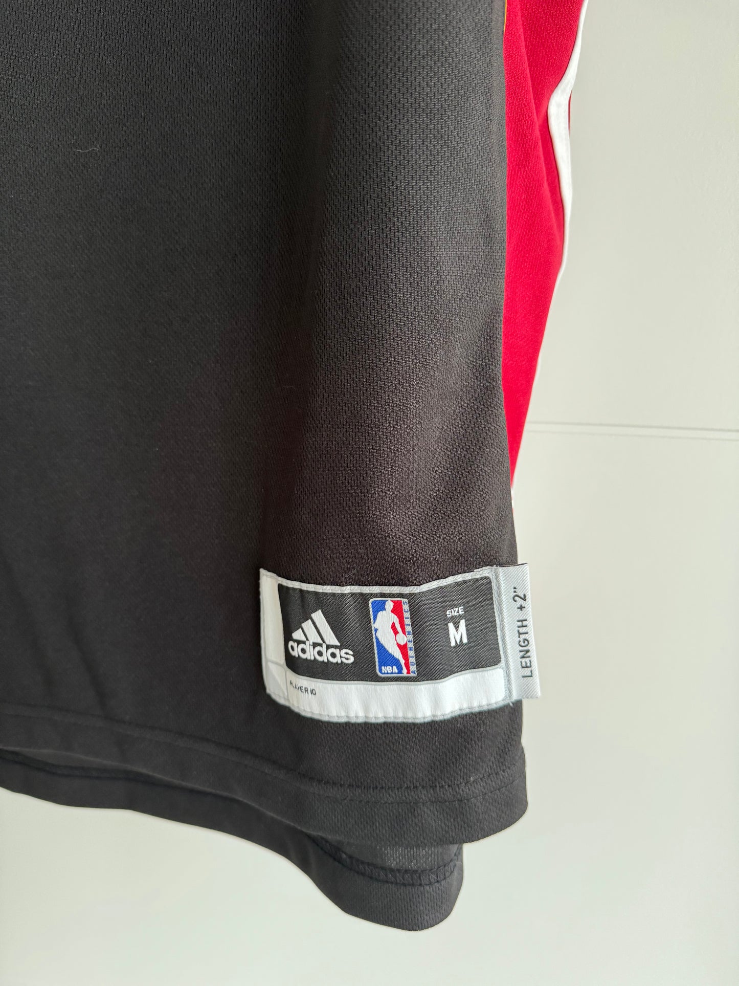 Heat LeBron James Adidas Swingman Black M (fits more like a L) used
