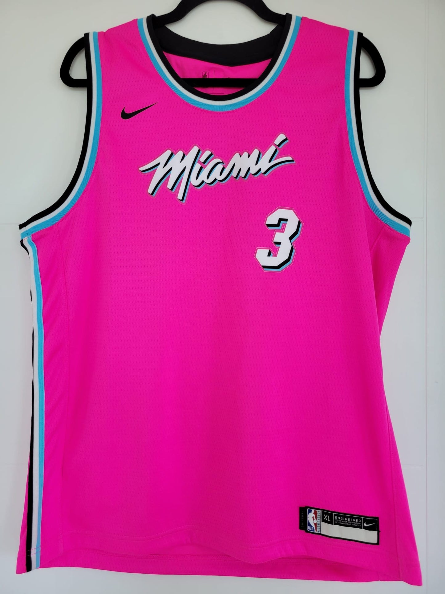 Heat Dwyane Wade Nike Swingman Sunset Vice Youth XL Used