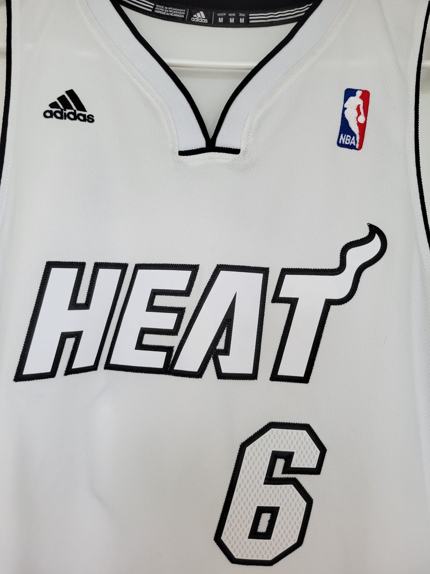 Heat LeBron James Adidas Swingman White Hot M Used (read)