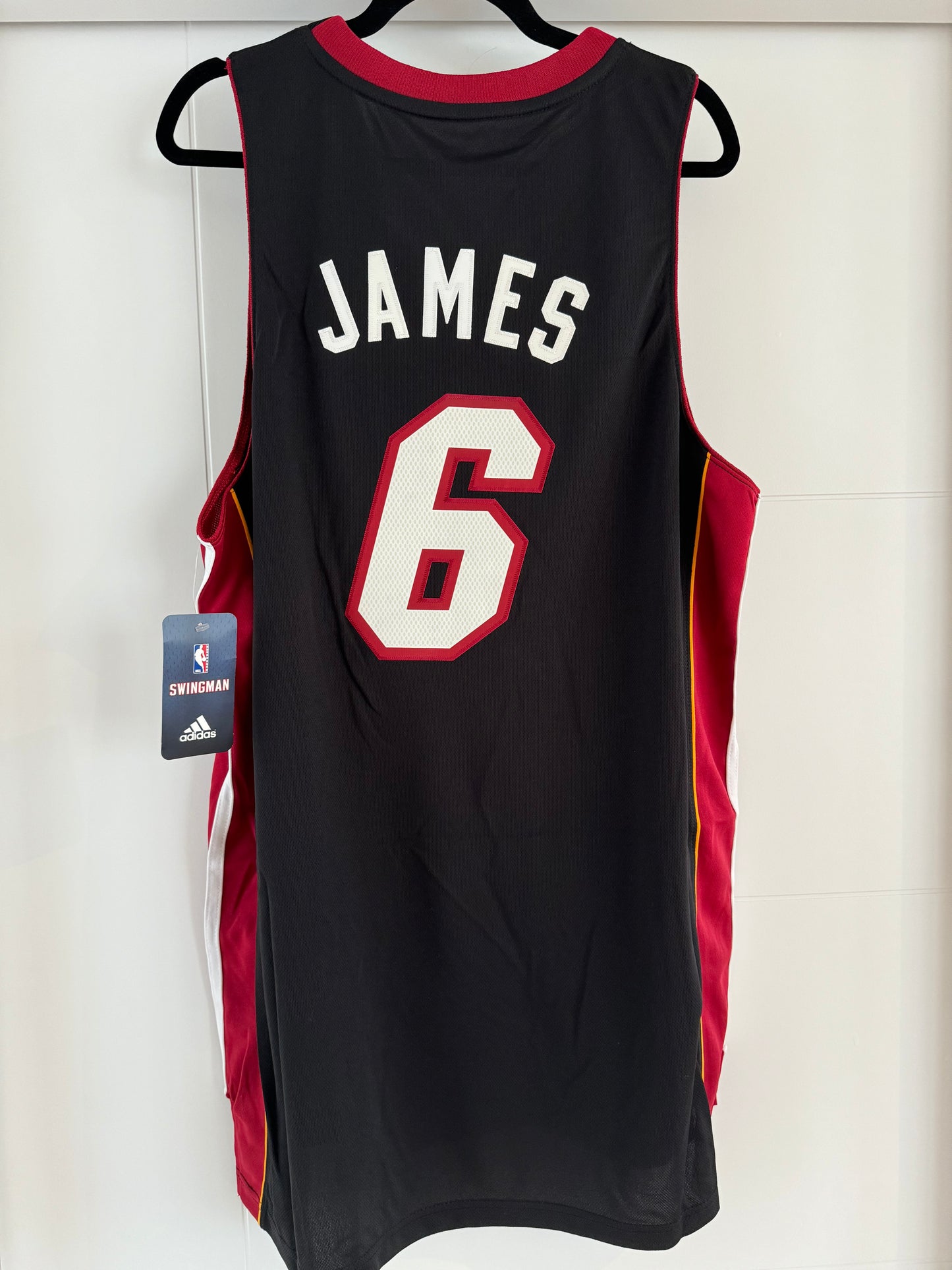 Heat LeBron James Adidas Swingman Black L (fits like an XL) NWT