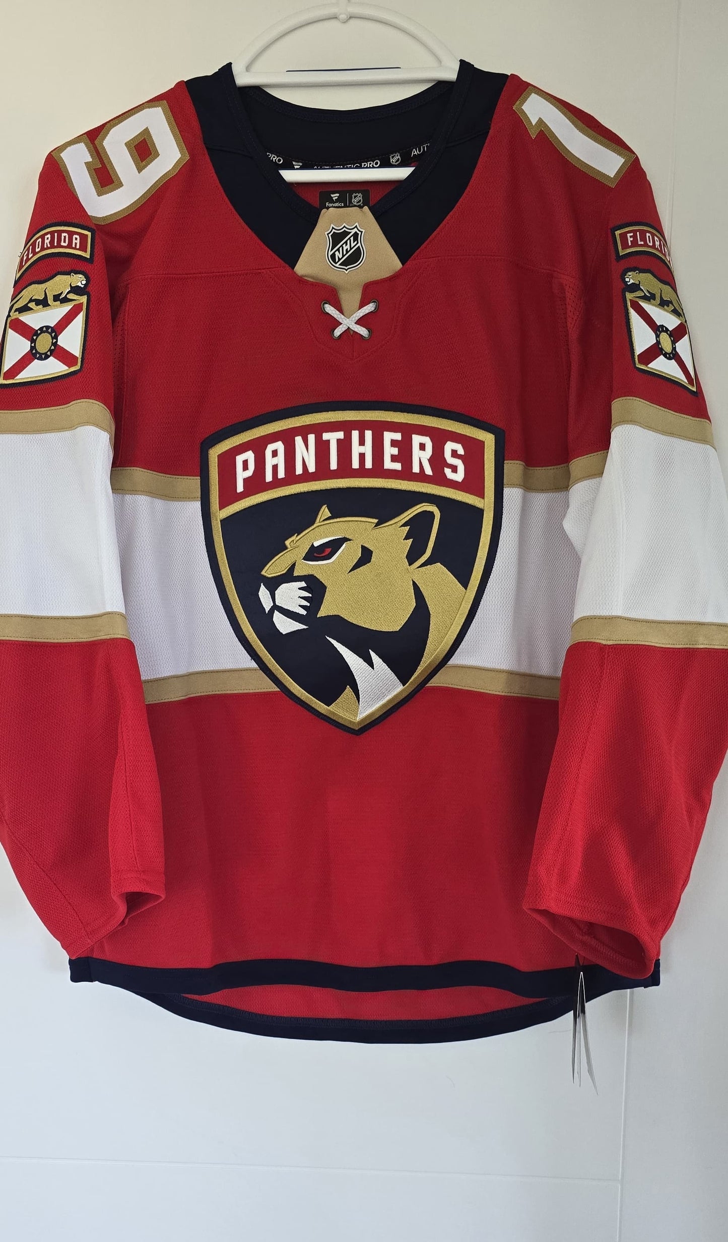 Panthers Matthew Tkachuk Fanatics Authentic Pro 48 Red (NWT)