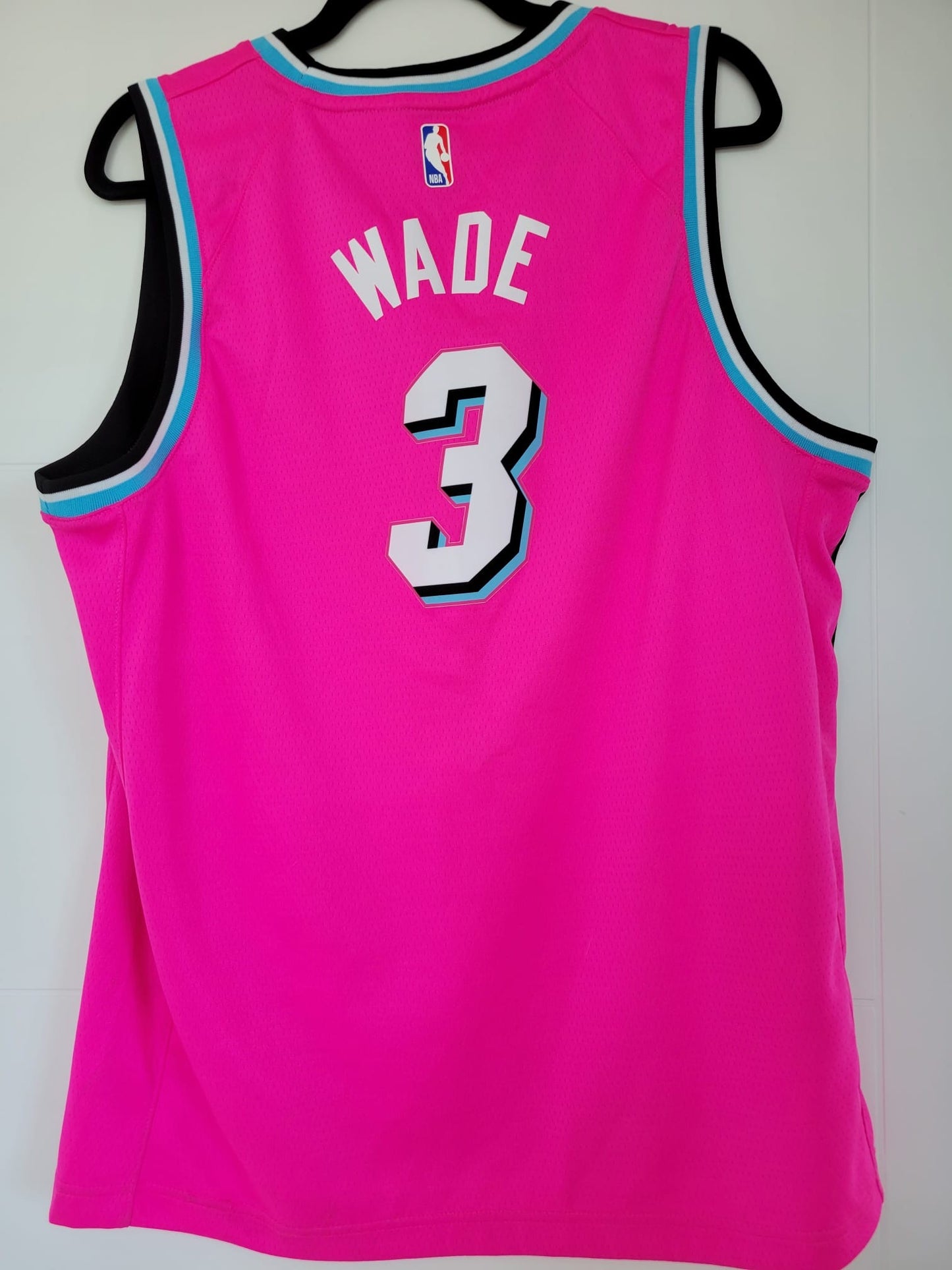 Heat Dwyane Wade Nike Swingman Sunset Vice Youth XL Used