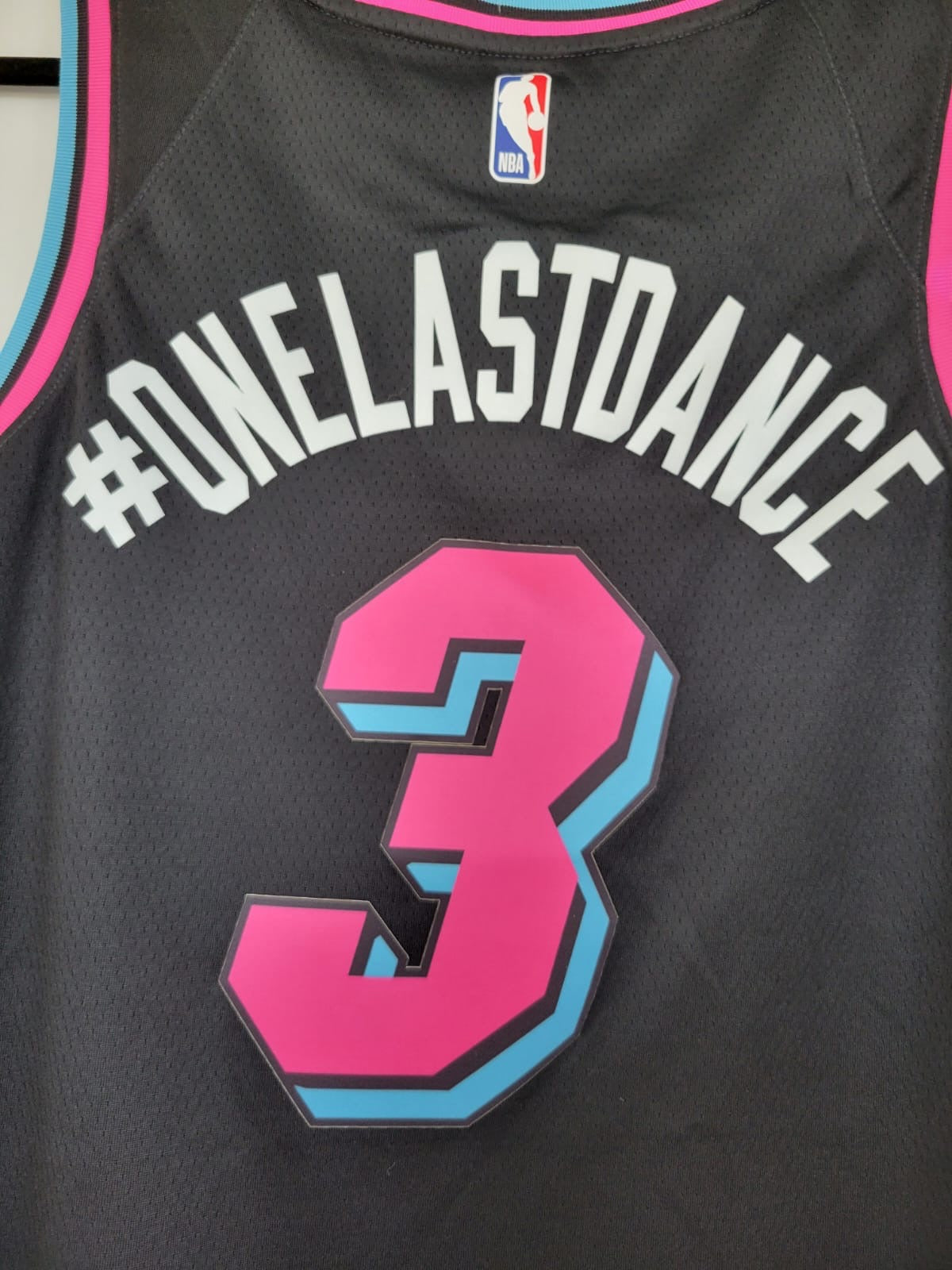 Heat #ONELASTDANCE 3 Nike Swingman Vice Nights 48 NWOT