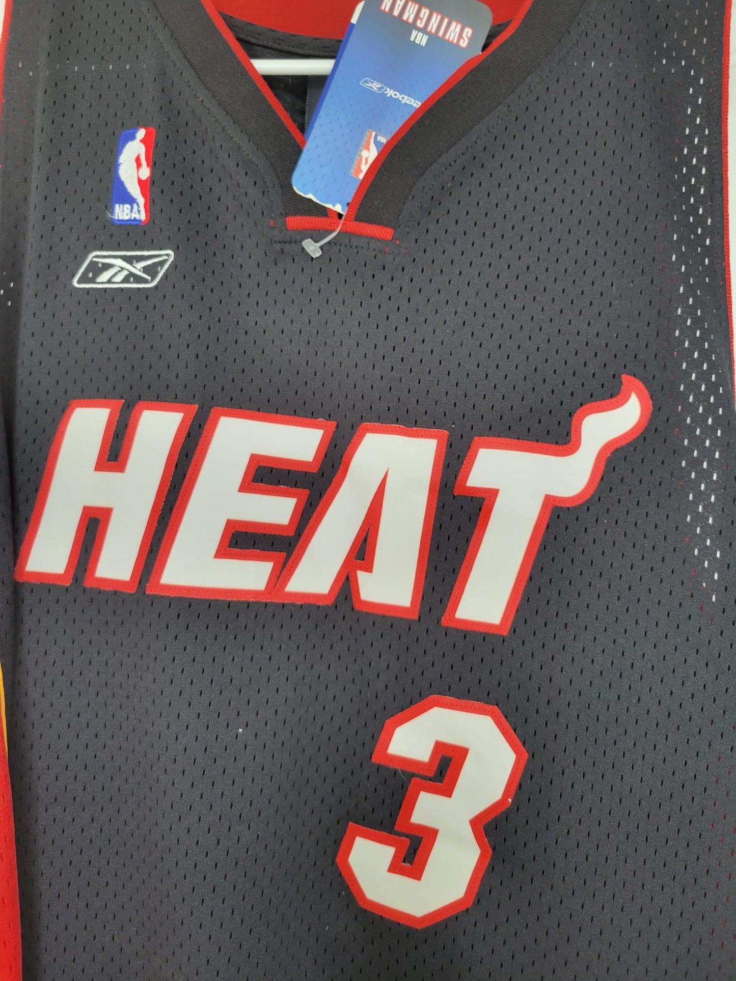 Heat Dwyane Wade Reebok Swingman Black L NWT