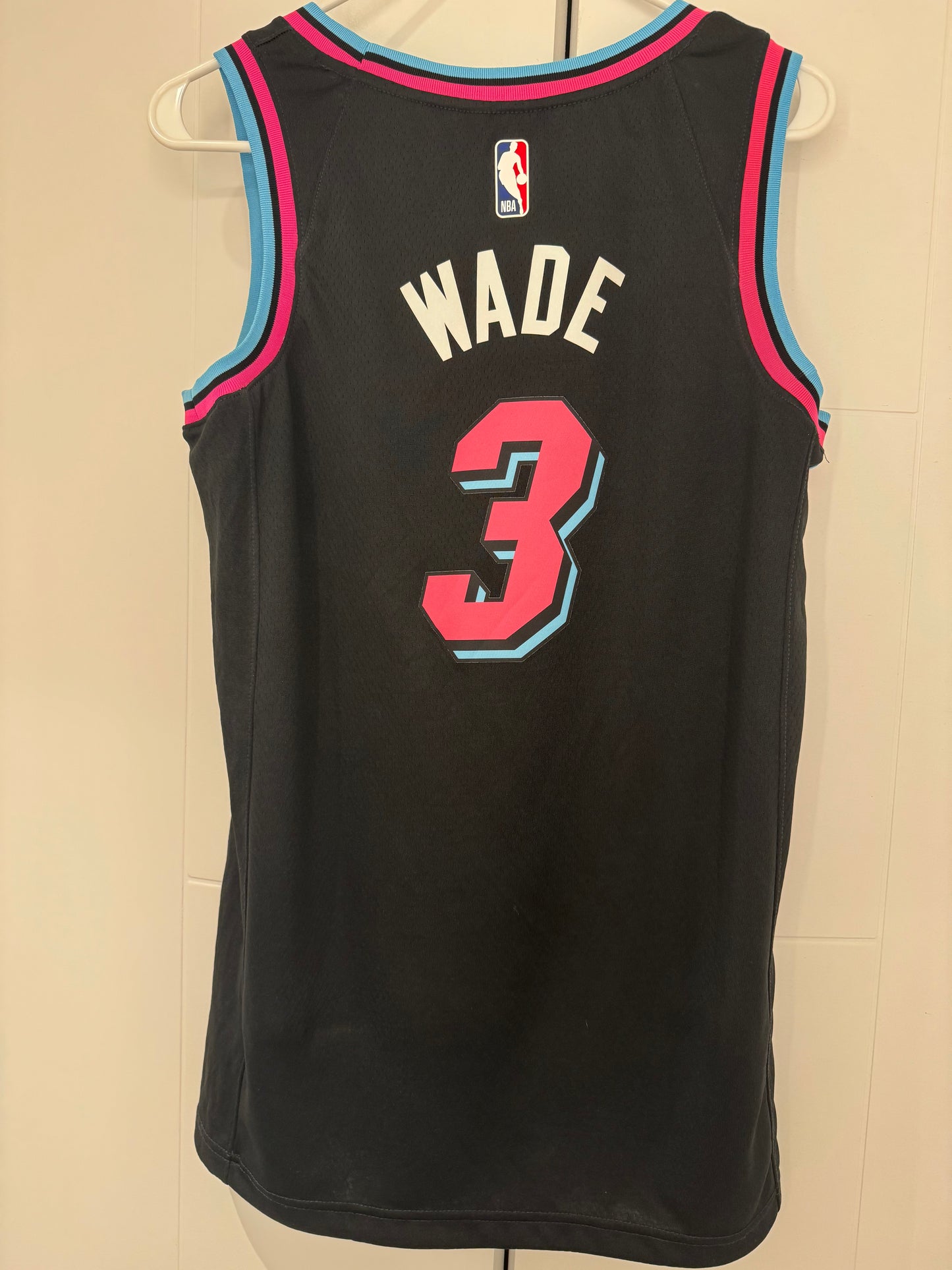 Heat Dwyane Wade Swingman Vice Nights 40 Used