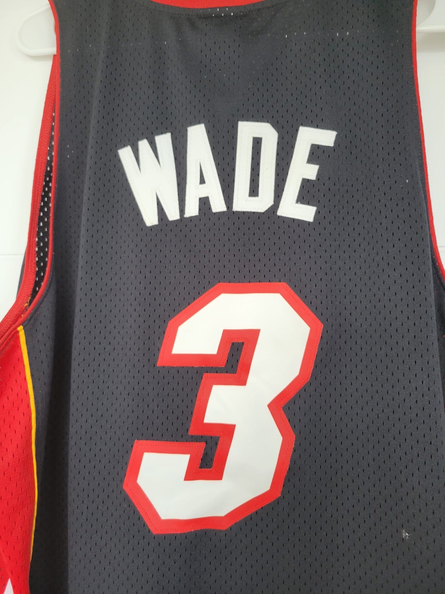 Heat Dwyane Wade Reebok Swingman Black L NWT