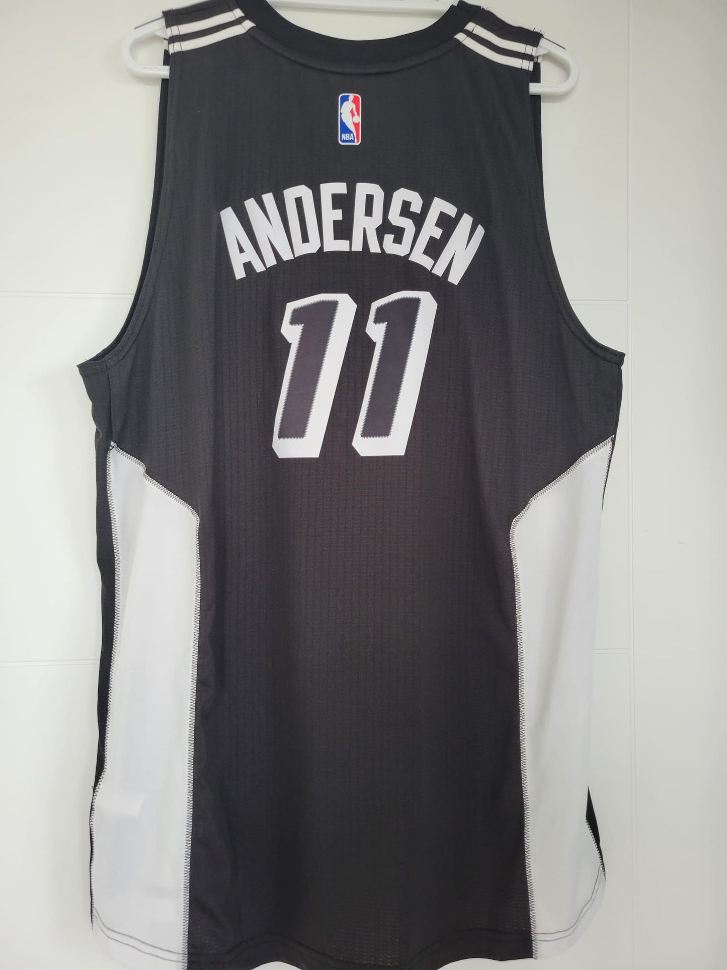 Heat Chris Andersen Black Tie Adidas Swingman XL (used)