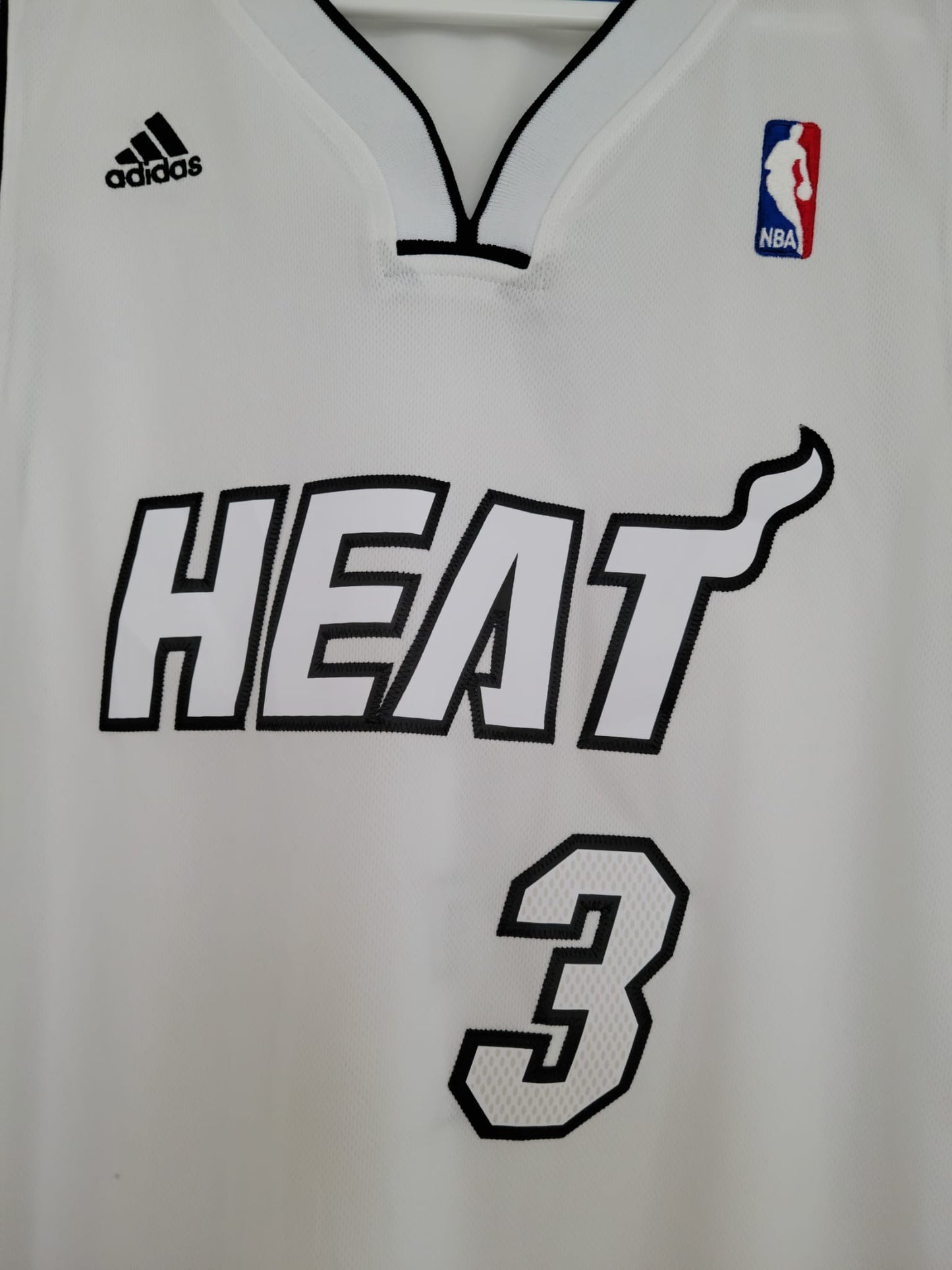 Heat Dwyane Wade Adidas Swingman White Hot L (used)