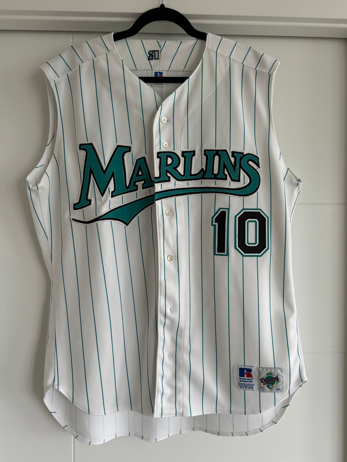 Marlins Gary Sheffield Russel Authentic White Pinstripe Vest 48 (used)