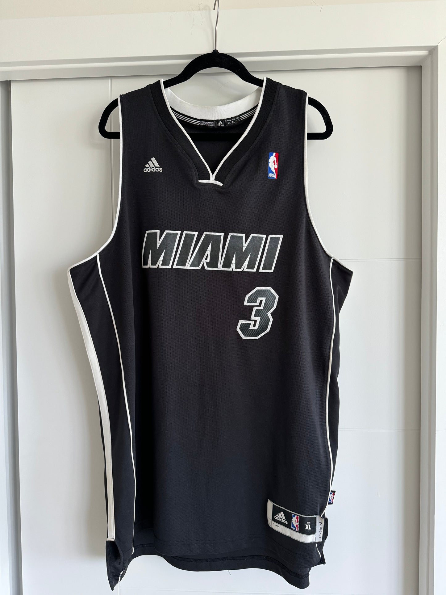 Heat Dwyane Wade Adidas Swingman Blackout XL (used)