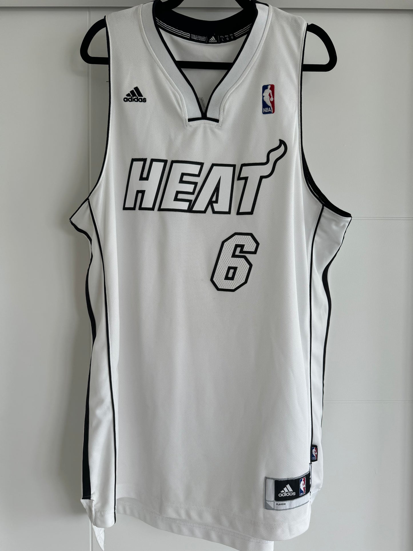 Heat LeBron James Adidas Swingman White Hot L Used