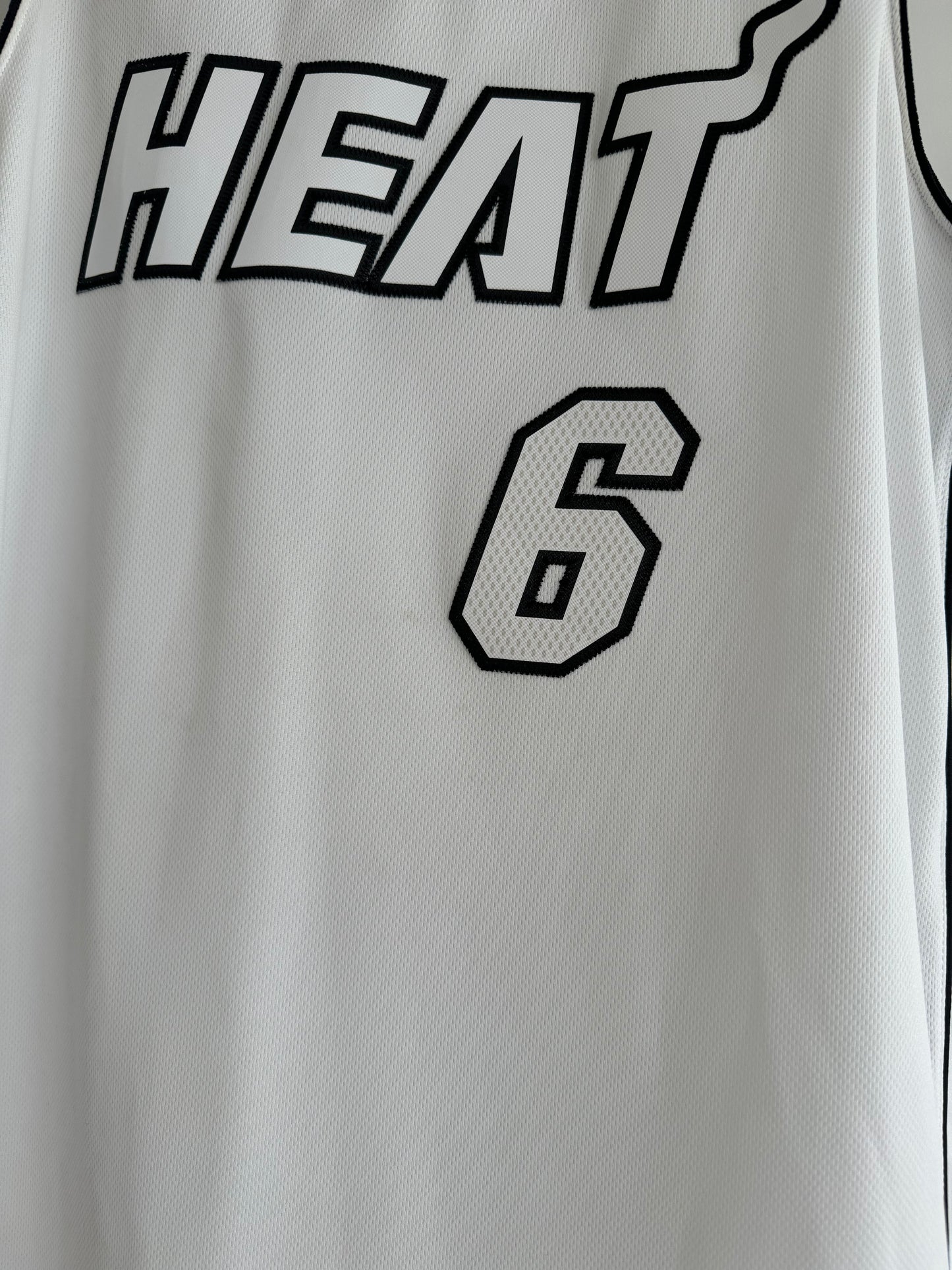 Heat LeBron James Adidas Swingman White Hot L Used