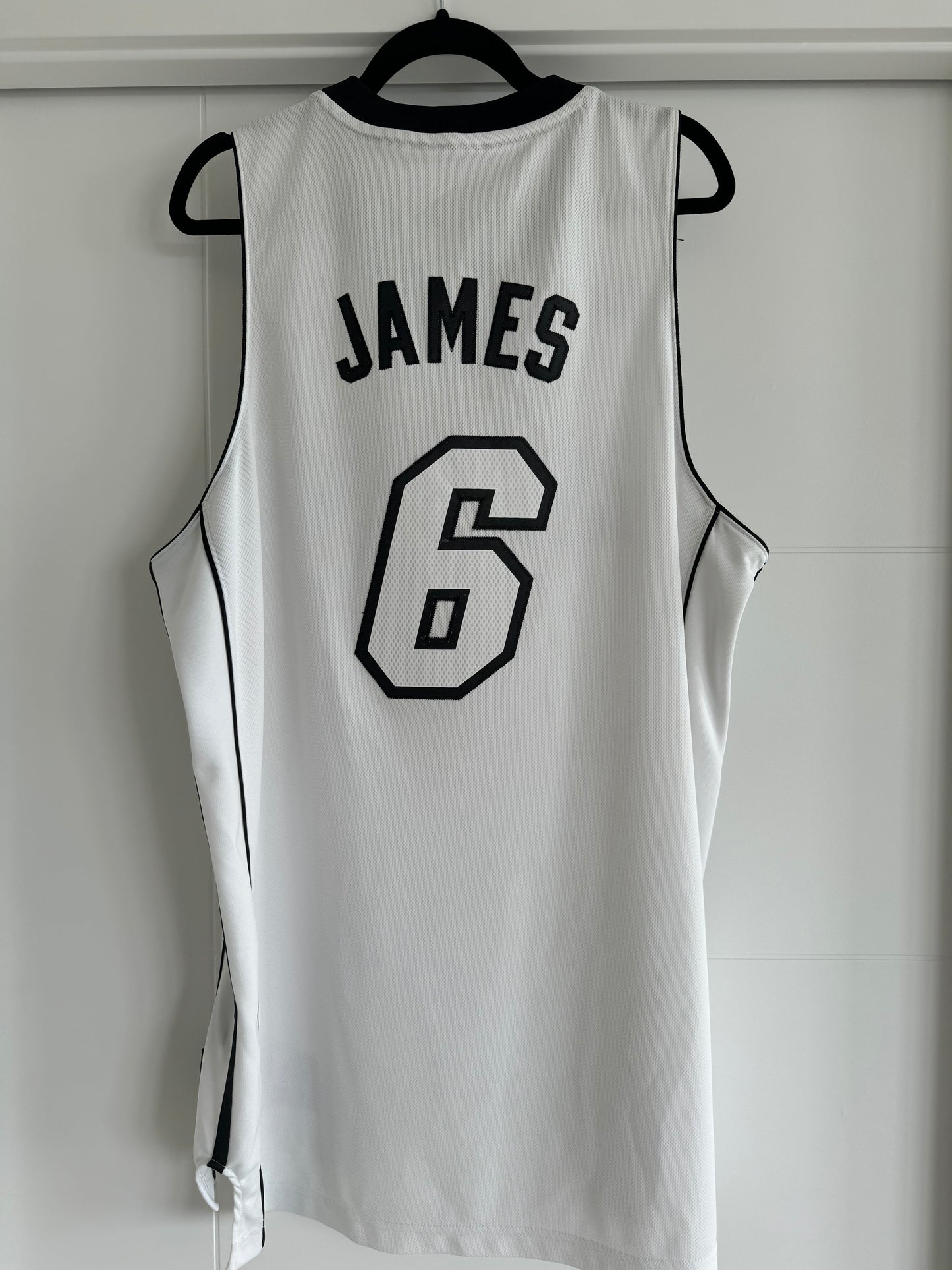 Heat LeBron James Adidas Swingman White Hot L Used